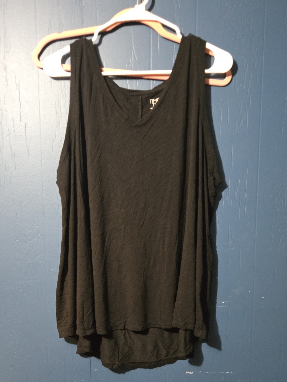 Time and Tru Black V-Neck Sleeveless Tank Top
